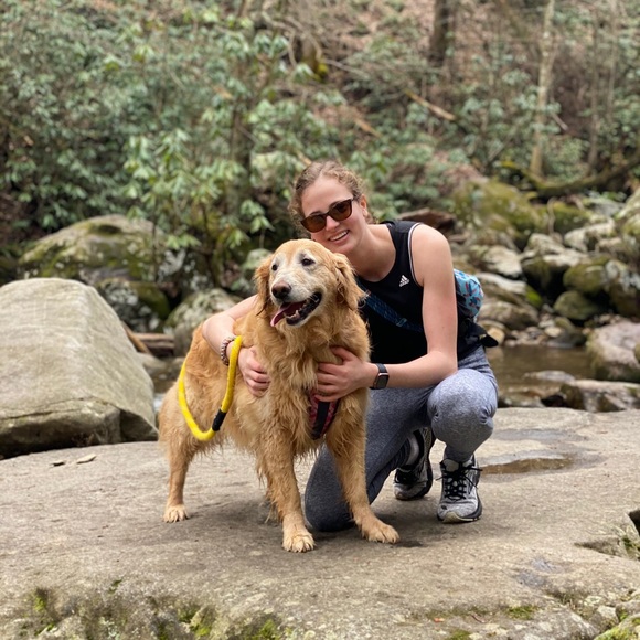 Meet your Posher, Aubrey - Picture 3 of 8